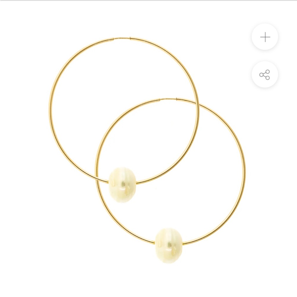 EUC Carden Avenue Coco Gold Infinity Hoop with While Pearl 56mm - Picture 2 of 6